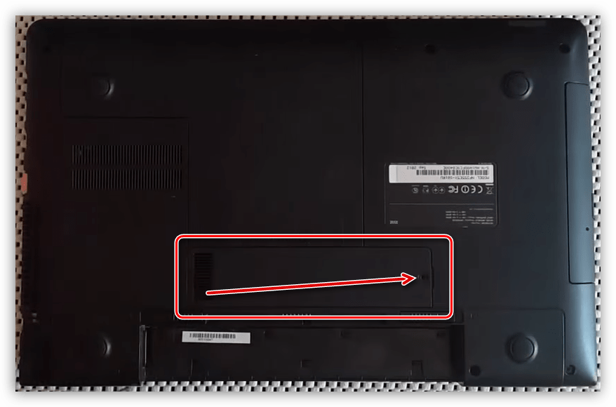 Снятие крышки отсека для Wi-FI на ноутбуке Samsung NP355E5X-S01RU
