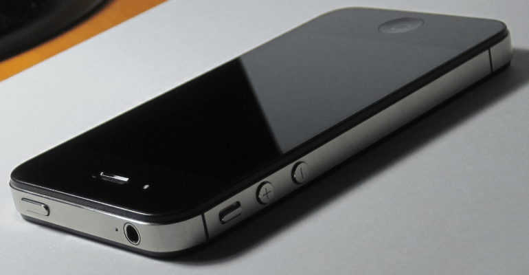 Apple iPhone 4S как прошить смартфон через iTunes в Recovery Mode
