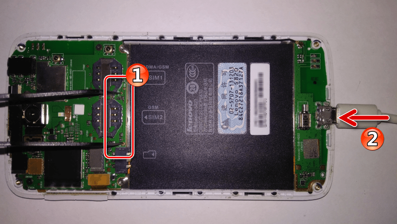Lenovo S820 раскирпичивание замкнуть точки SCLK и GND, затем подключить кабель