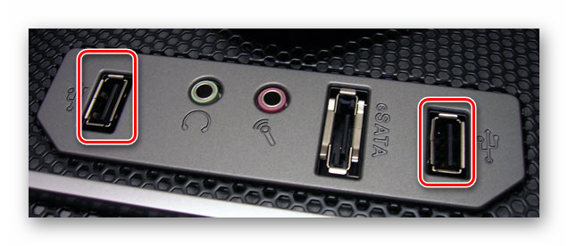 USB-разъёмы на системном блоке компьютера для подключения микрофона в Windows 7