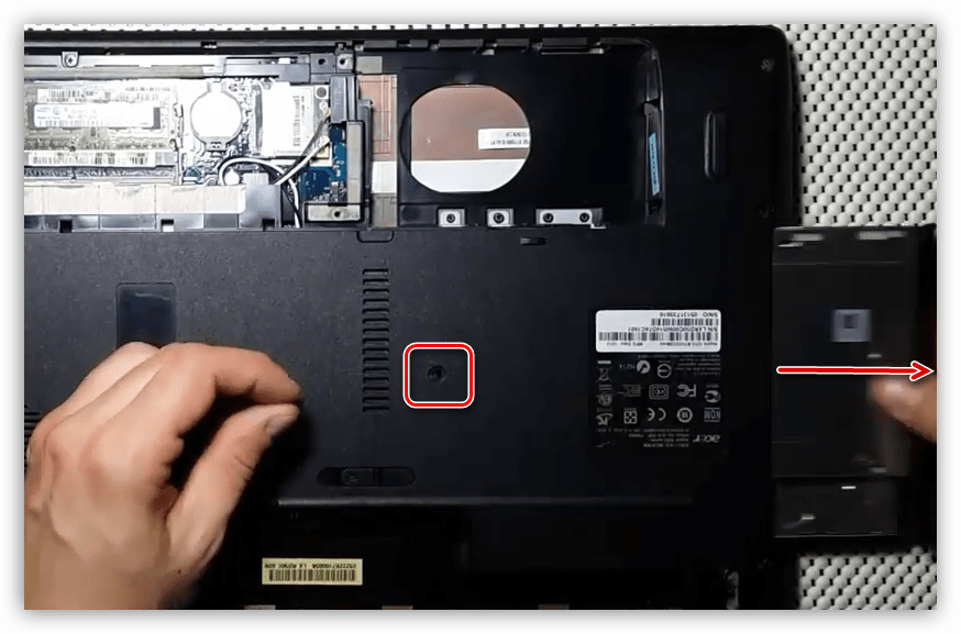 Демонтаж привода на ноутбуке Acer Aspire 5253