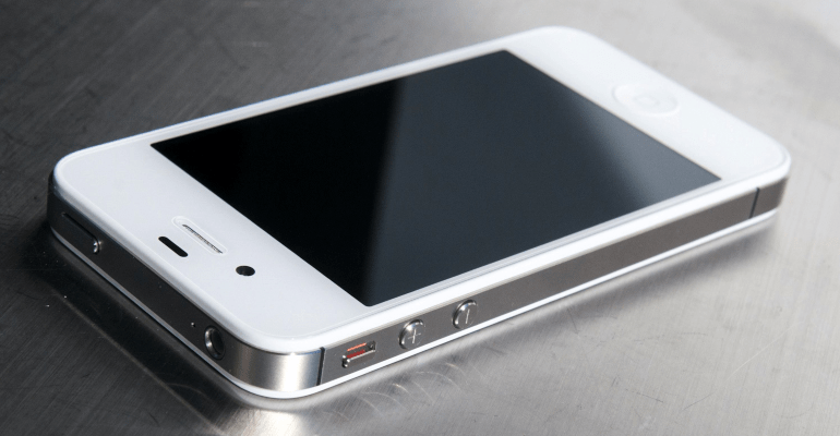 Apple iPhone 4S как прошить смартфон в режиме DFU через iTunes