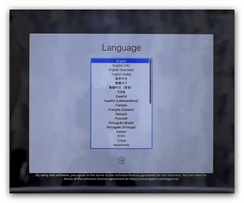 Выбор языка в процессе установки macOS с флешки
